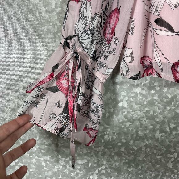 Cupcakes & Cashmere Women's Pink Floral Coquette Blouse - Size Large - Romantic - Picture 4 of 8